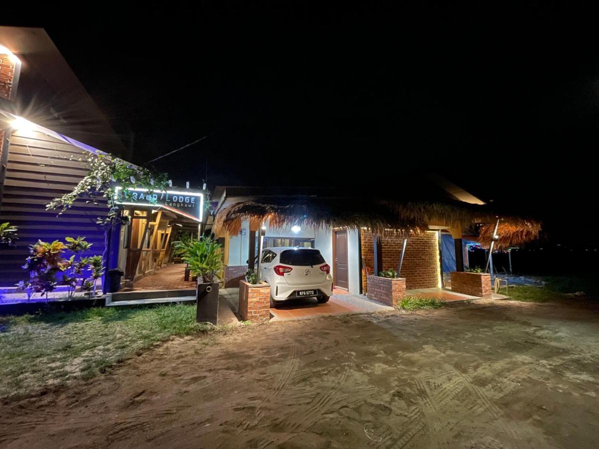 Grand Lodge Langkawi Pantai Cenang  Ngoại thất bức ảnh